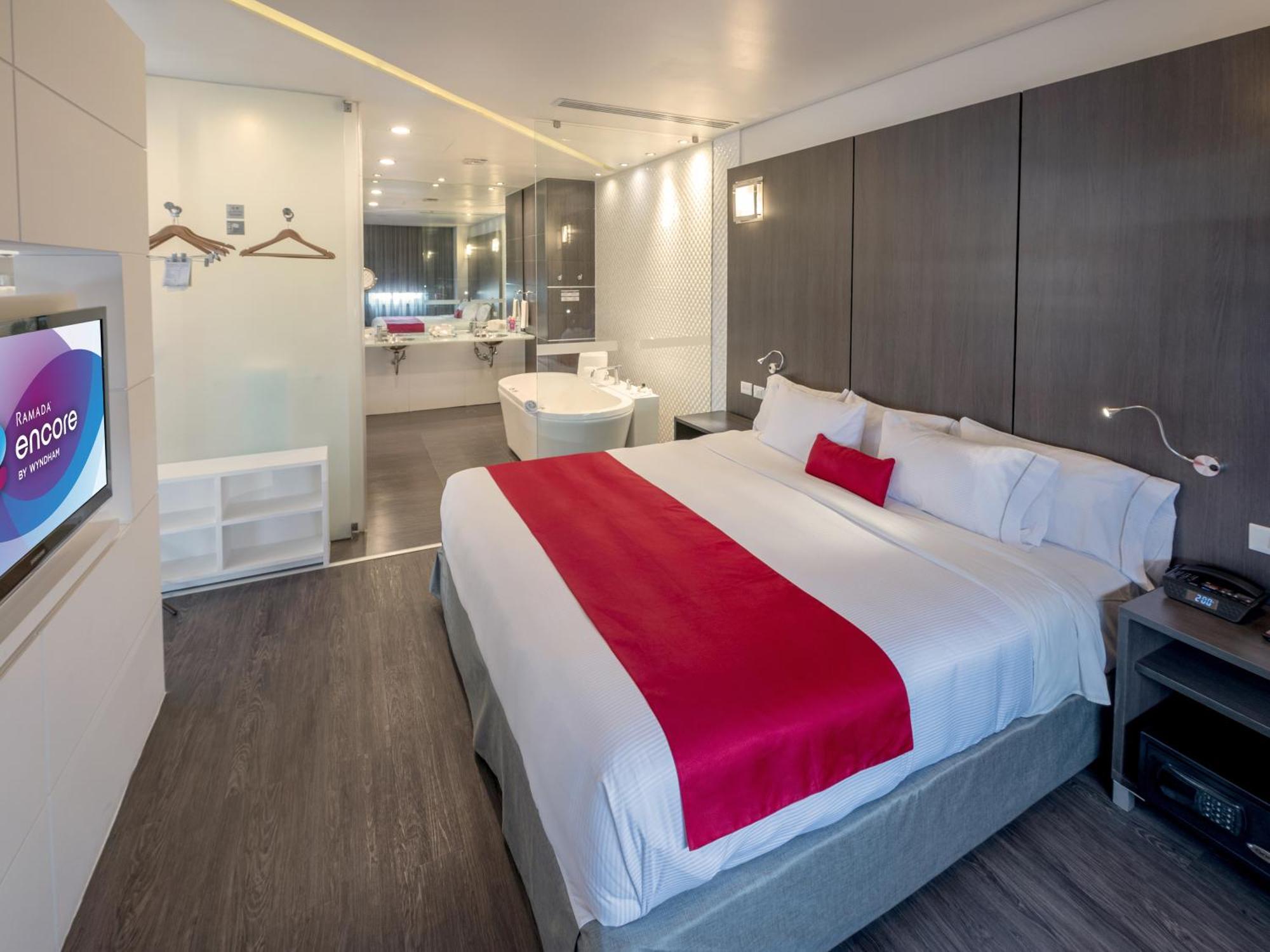 Ramada Encore By Wyndham Puebla Exterior foto